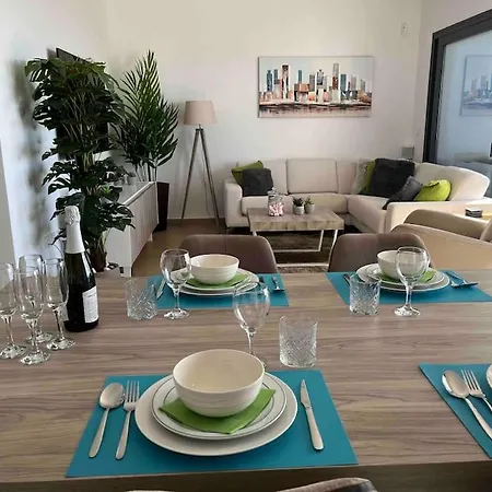 Sunrise Sunrise Heights Apartment *